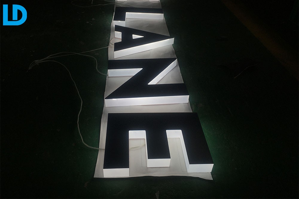 Side lit channel letters Edge-lit signs