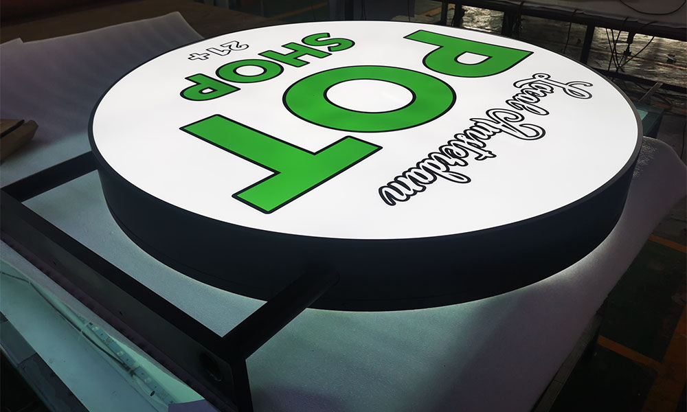 Custom Outdoor Light Box Signage for Business